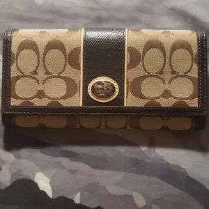 Coach wallet